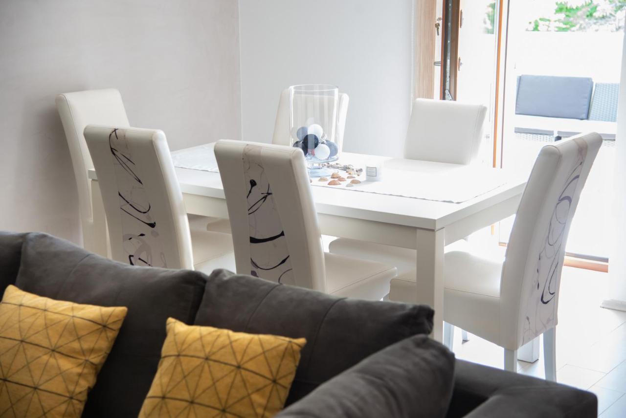 Holiday House Tos-Vila With Heated Pool Vrbnik Luaran gambar