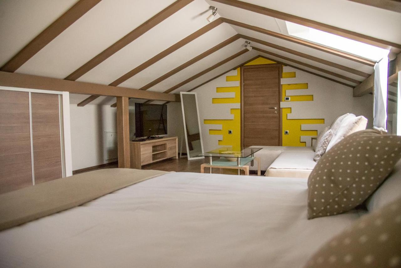Holiday House Tos-Vila With Heated Pool Vrbnik Luaran gambar