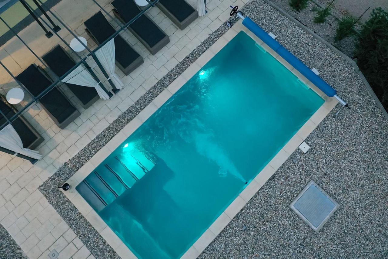 Holiday House Tos-Vila With Heated Pool Vrbnik Luaran gambar